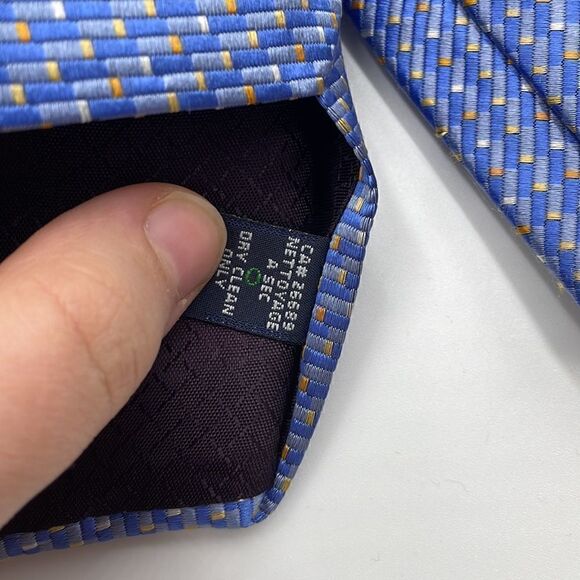 Blue 100% silk arrow platinum necktie - Picture 4 of 6